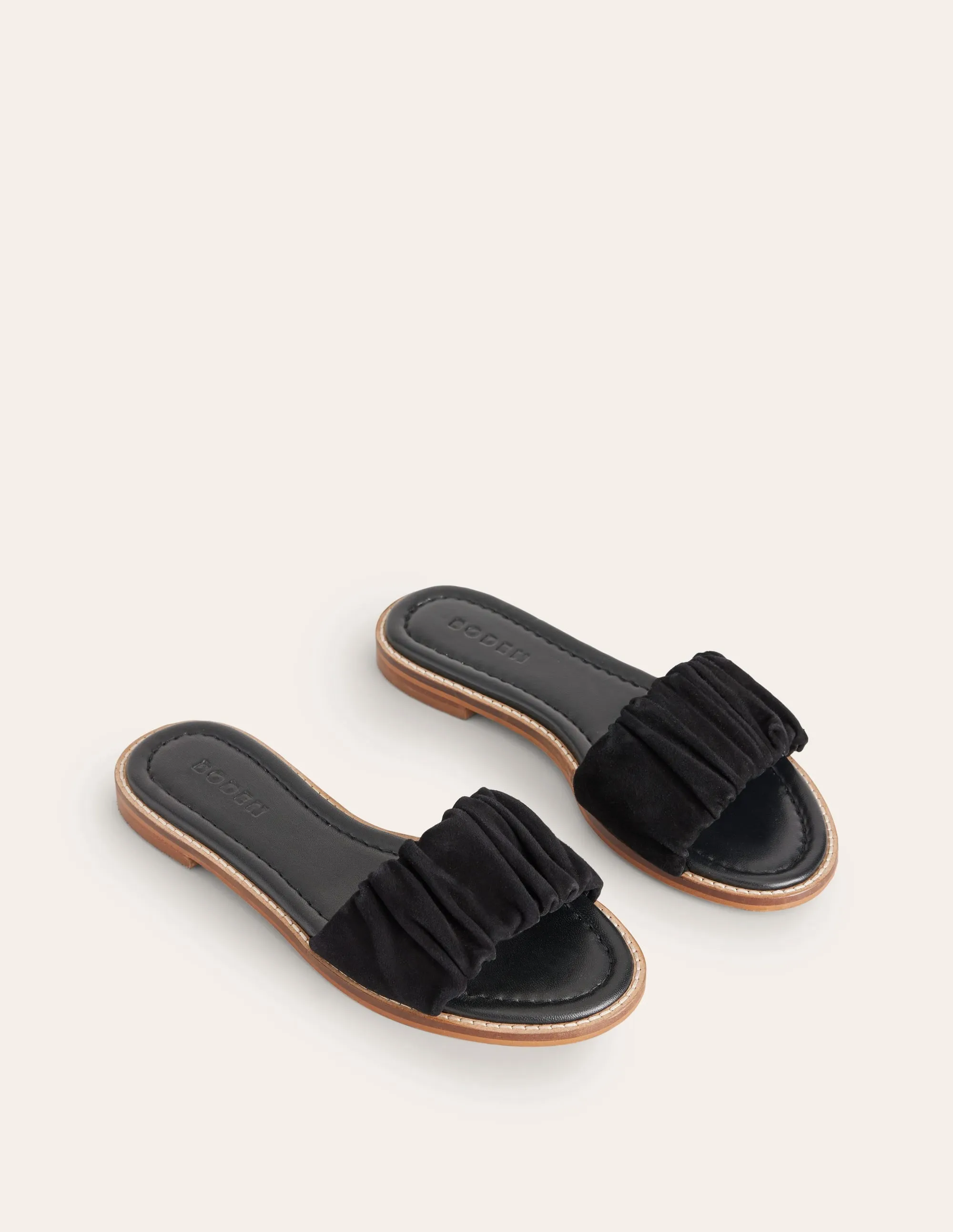 Ruched Flat Sandals-Black