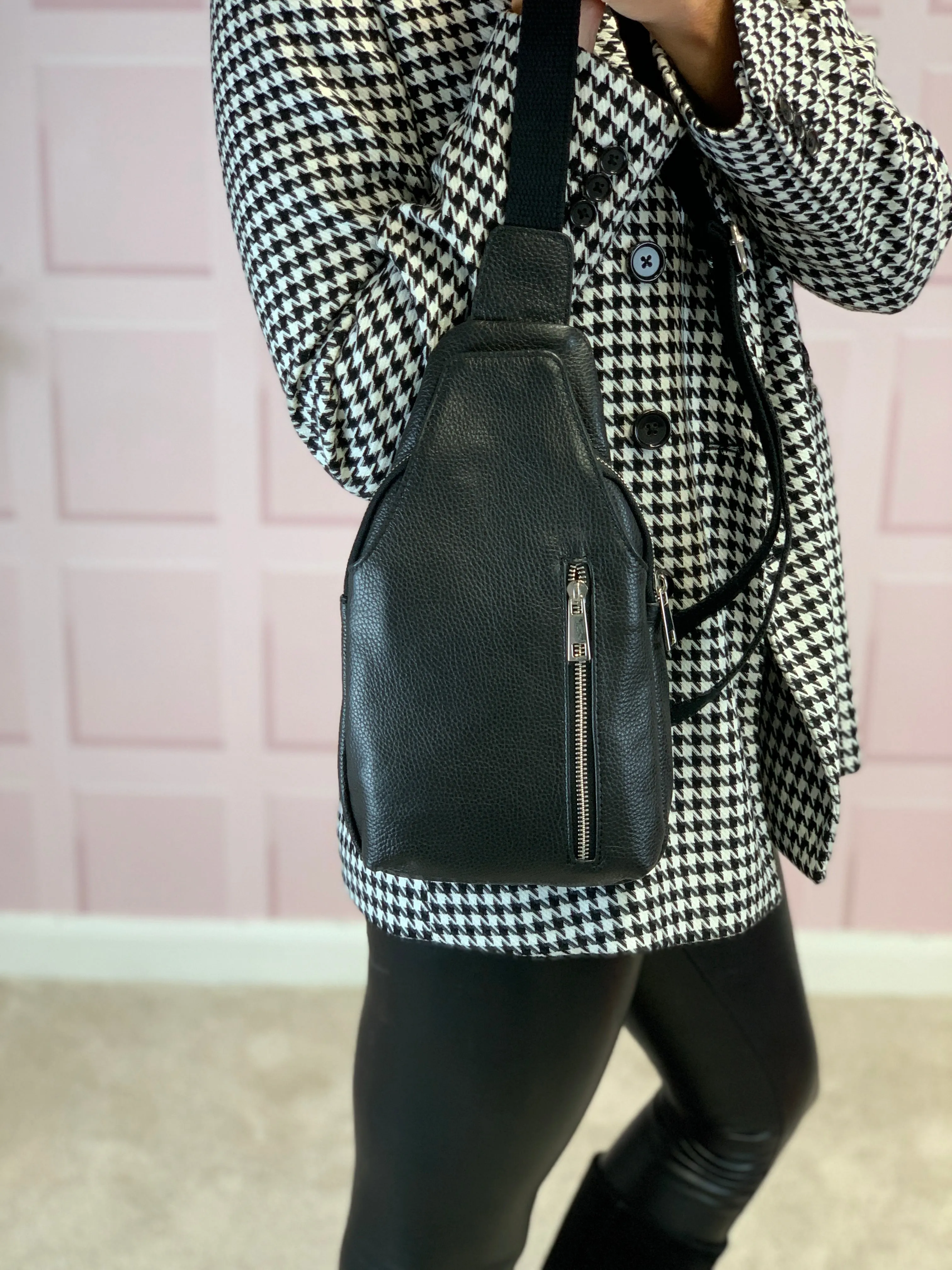 The Milano Sling Bag Black