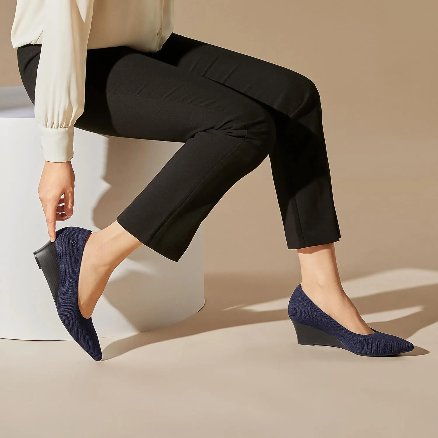 VIVAIA Aria Wedge 2.0 Women's Pointed Toe Wedge Pumps Shoes Comfortable Wedge Heels for Women Pumps with Arch Support