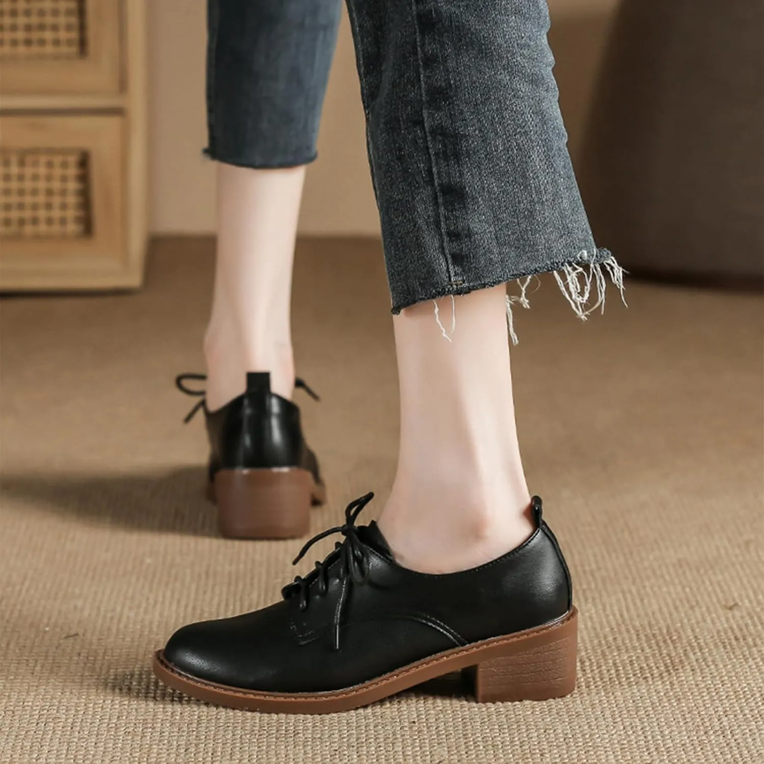 Women's Chunky Heel Breathable Leather Oxfords,Comfortable Round Toe Lace Up Block Mid Heel Dress Shoes,Casual Business Offices Work Shoes